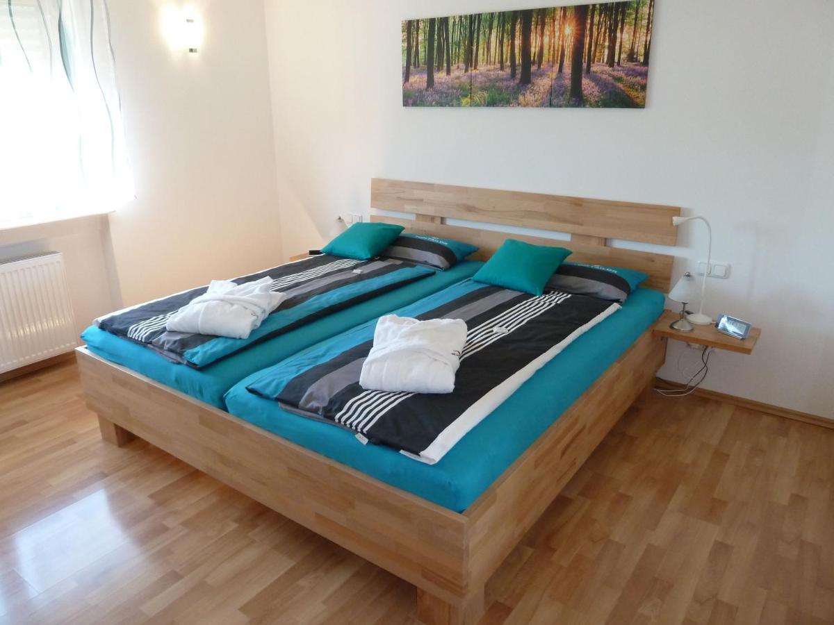 Ferienwohnung Odenwaldblick Momlingen Exteriör bild